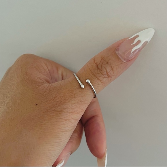 Sterling silver dainty stack ring, dainty ring, silver ring, midi ring, toe ring - Picture 12 of 12